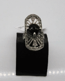 Серебряное кольцо с черным ониксом и марказитами
