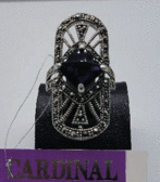Серебряное кольцо с черным ониксом и марказитами